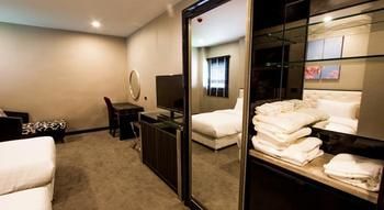 Khách sạn Sakura Sky 3*